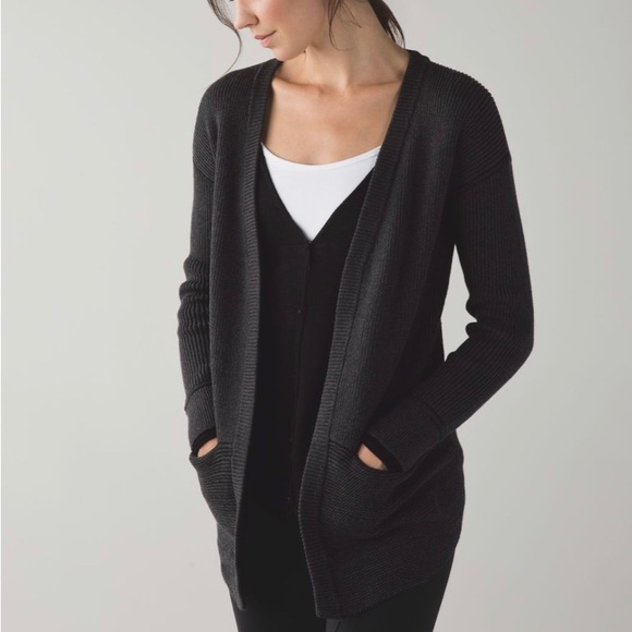 Lululemon Vestigan Heathered Black Size 4 Cashmere Blend Cardigan Sweater Yoga - Picture 5 of 15